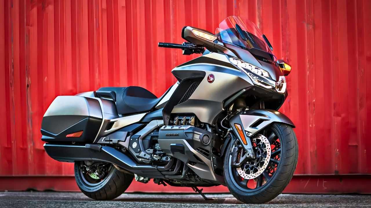 Honda Gold Wing: La Moto de Lujo Perfecta para Viajes Largos con Máxima Comodidad